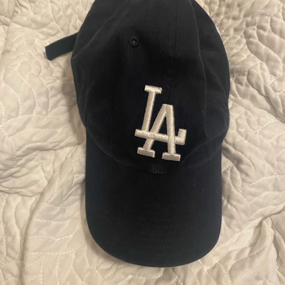 Black LA Logo Baseball Cap